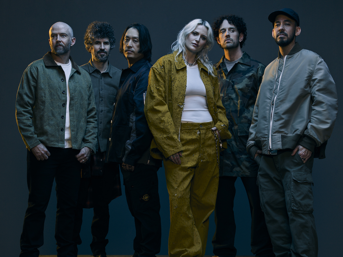 Linkin Park predstavili novú speváčku a oznámili nový singel, nový album a svetové turné